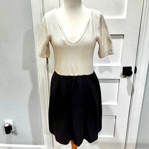 Ganni Dress Pleated. Cream/Black. Size Medium.